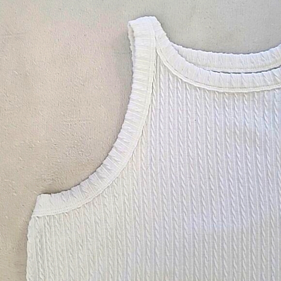 Arizona Jean Co Womens XL Woven Muscle Tee Cropped White Tank Top Aesthetic Boho - Picture 3 of 11